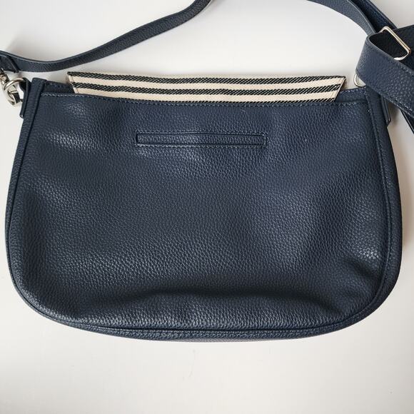 Studio Thirty-One Classic Body Handbag Blue Faux Leather Flap Canvas Striped - Picture 3 of 9